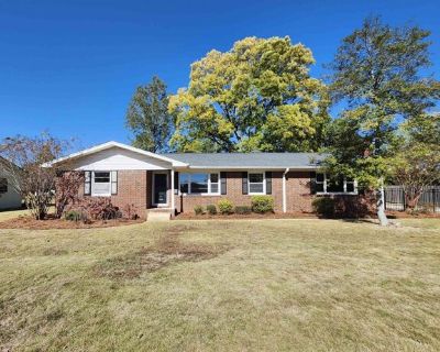 1603 Edgewood St NW. 3bedroom 2.5bath home with plenty of extra space. Original hardwood flooring throughout most of the home. Large living room as well as seperate Den/ family room or use as 4th bedrooom with brick gas log fireplace and wood accent beam ceiling. 2 car garage as well as utillity garage. Back paver patio with fenced in backyard with mature landscape. Convenient to downtown and i...