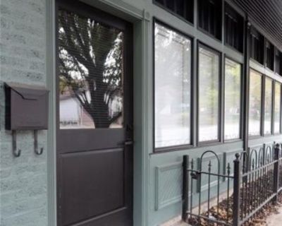 Oak Hill Ave, Saint Louis, Flat For Rent