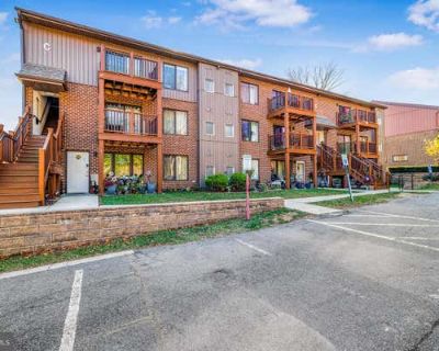 1 Bedroom 1BA 625 ft Condominium For Sale in BROOKHAVEN, PA