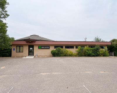 3588 ft Commercial Property For Sale in Brainerd, MN