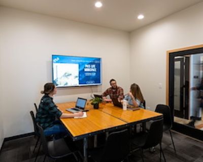 Private Meeting Room for 8 at Pass Life Workspace