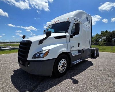 2021 FREIGHTLINER CASCADIA 126
