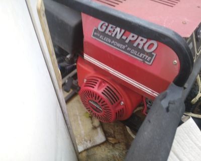 Gillette generator pro 7500 Watt generator powered by Honda
