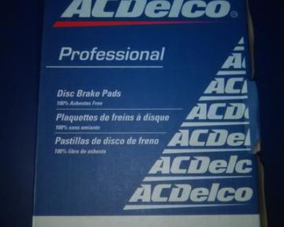 New Ac Delco PROFESSIONAL BRAKE PADS Front Semi Metallic