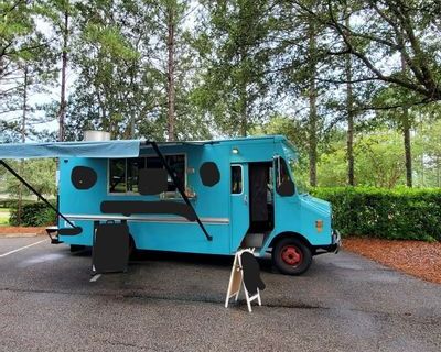 23-foot Ice Cream Truck for Sale - GMC / P30 Stepvan / 1994