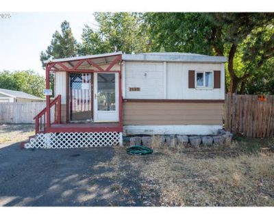 2 Bedroom 2BA 924 ft Manufactured Home For Sale in HERMISTON, OR