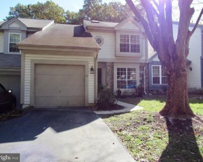 14 Tivoli Lake Ct. RENT WITH OPTION POSSIBILITY. Nicest Townhome in the price bracket-- Seriously. Look at the photos. House has tons of contemporary styling and Flair! Close to major commuter routes. Owner lovingly maintained for decades, and completely refurbished for this rental. Hardwood floors, eat-in kitchen, Cathedral ceilings--and one of the nicest most PEACEFUL VIEWS in Montgomery Coun...