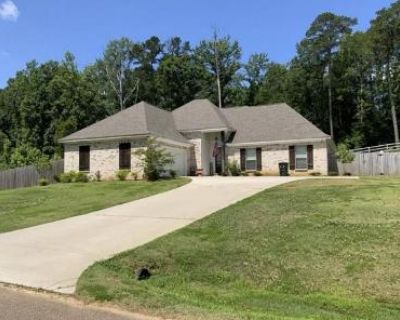 4 Bed 3 Bath Preforeclosure Property in Florence, MS 39073 - Saint Charles Ave