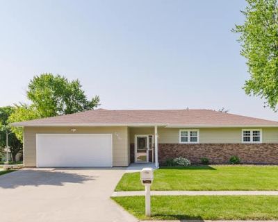 4 Bedroom 3BA 2878 ft Single Family Home For Sale in NORFOLK, NE