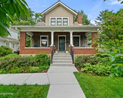 2 Bedroom 2BA 1935 ft Single Family Home For Sale in LOUISVILLE, KY
