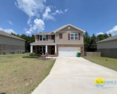 5 Bedroom 3BA 2447 ft Pet-Friendly House For Rent in Crestview, FL