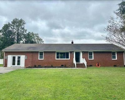 3 Bedroom 1BA 1945 ft Single Family Home For Sale in CHESAPEAKE, VA