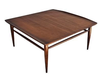 1970s Walnut Mid-Century Bassett Coffee Table