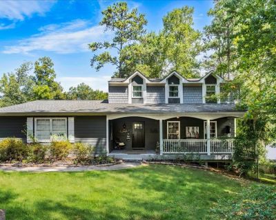 4 Bedroom 3BA 2737 ft Single Family House For Sale in Marietta, GA