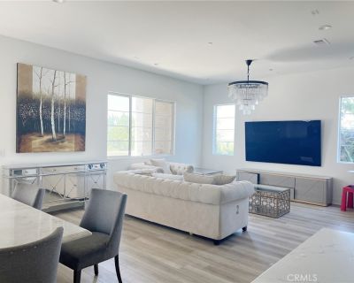 4 Bedroom 4BA 2669 ft Apartment For Rent in Irvine, CA