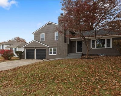 4 Bedroom 2BA 2090 ft Single Family House For Sale in Overland Park, KS