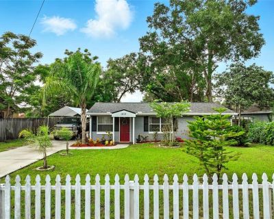 2 Bedroom 1BA 851 ft Single Family House For Sale in Eustis, FL