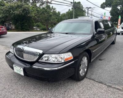 Used 2007 Lincoln Town Car Executive