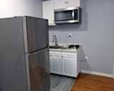 3 Bedroom 1BA 614 ft² Apartment For Rent in Waterbury, CT 199 E Main St unit 6