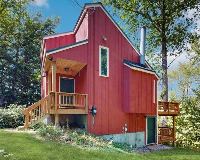 4 Bedroom 3BA Pet-Friendly House Vacation Rental in Sleepless in Snowood, Thornton,...