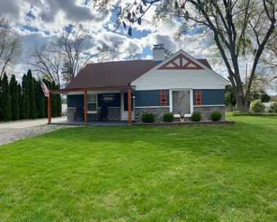 4 Bedroom 2BA 1 ft SingleFamily For Sale in Garden City, MI