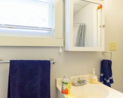 3 Bedroom 2BA 1392 ft Pet-Friendly Apartment For Rent in Muncie, IN