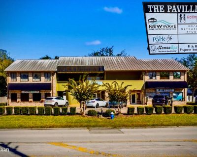 5773 ft Commercial Property For Rent in Palm Coast, FL