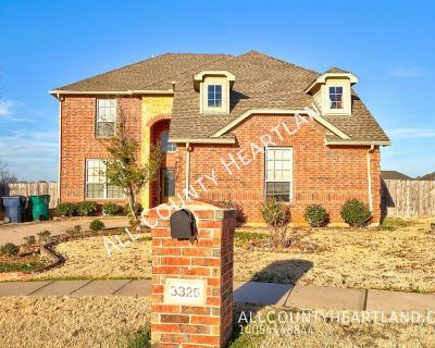 3 Bedroom 2BA 2231 ft Pet-Friendly Single-family home For Rent in Edmond, OK