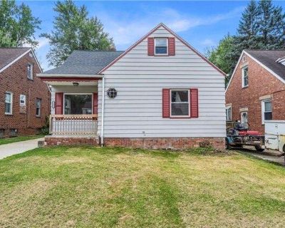 3 Bedroom 1BA House For Rent in Maple Heights, OH