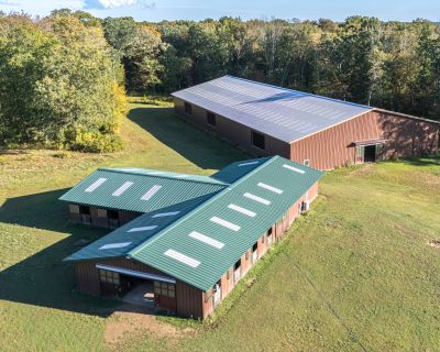 24180 ft Commercial Property For Sale in Hebron, CT