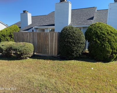 2 Bedroom 1BA 798 ft Townhouse For Sale in Havelock, NC