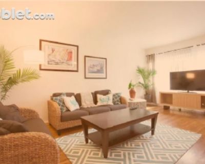 2 Bedroom 1 BA 1000 ft Furnished House for Rent in San Pedro, California
