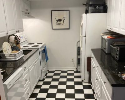 Total rooms: 2. Deposit: $1,350.00 * Utilities included?: Yes. No preference. Non-smoking. Not for couples. Furnishings: Furnished * Parking: Yes * Yard/patio: Yes * Disabled access: * Living room: shared * Broadband included: Yes. Availability Available Now Minimum term 3 months Maximum term None Short rentals considered. Private one bedroom with a private bathroom Private yard - 2 minute walk...