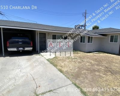 2 Bedroom 1BA Single-family home For Rent in Bakersfield, CA
