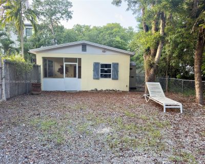 1 Bedroom 1BA 1482 ft Furnished House For Rent in Key Largo, FL