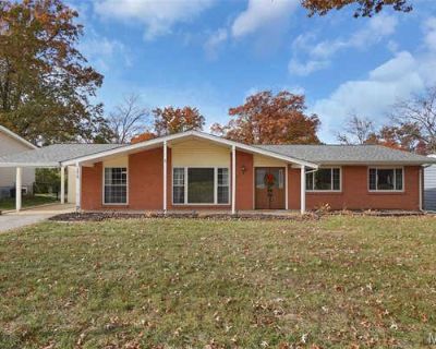 3 Bedroom 2BA 1614 ft Single Family Home For Sale in CREVE COEUR, MO