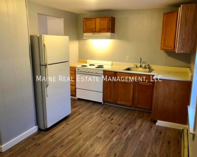 1 Bedroom 1BA N/A ft Pet-Friendly Condo For Rent in Bangor, ME