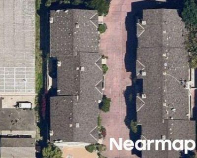 2 Bed 3.0 Bath Bankruptcy Property in Encino, CA 91436 - Moorpark St Apt 3