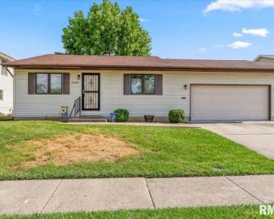 2 Bedroom 2BA 1725 ft Single Family Home For Sale in SPRINGFIELD, IL