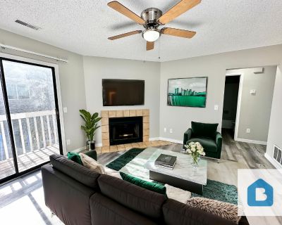 2 Bedroom 1BA Apartment For Rent in Colorado Springs, CO