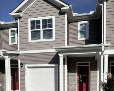 6659 Lemon Ln. SHOWING BY APPOINTMENT ONLY GRAND BAY 3 Bedroom / 2.5 Bathroom One dog under 40 lbs permitted with monthly pet fee This property accepts students with guarantors; one occupant per bedroom Property Features: - Smart home features - Open concept floor plan with half bath downstairs - Kitchen features granite countertops, stainless steel appliances, pantry, and large center island w...