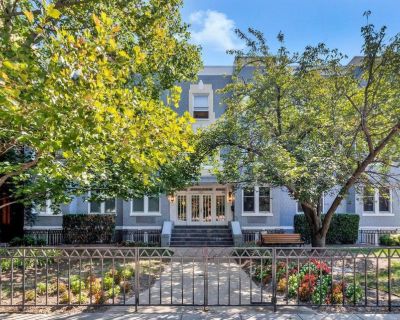 1 Bedroom 1BA 341 ft Condo For Sale in Washington, DC