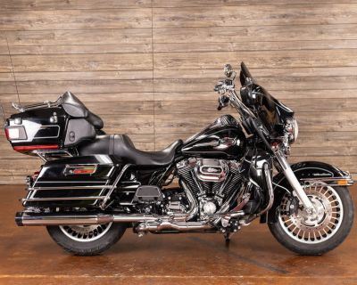 2010 Harley-Davidson FLHTCU - Ultra Classic Electra Glide