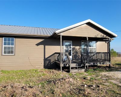 2 Bedroom 2BA 1179 ft² Home For Rent in Smithville, TX