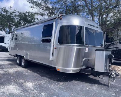 2024 Airstream 27fbq Globetrotter