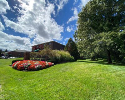 2 Bedroom 1BA 875 ft Apartment For Rent in Milford, NH
