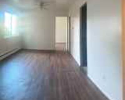 1 Bedroom 1BA Apartment For Rent in Cincinnati, OH 4848 Reading Rd unit 8