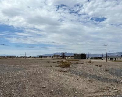 3376 ft Multi Family Home For Sale in PAHRUMP, NV