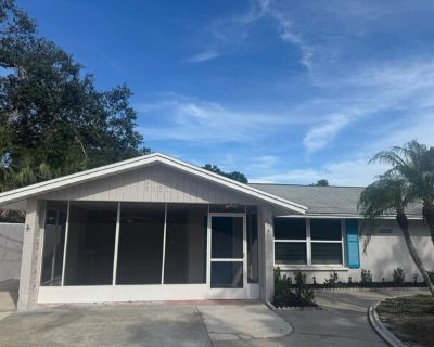 Pocono Trl E, Nokomis, Home For Rent