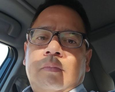 Alvaro - Needs a Townhouse on iROOMit or a Room